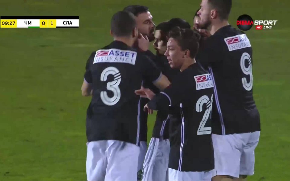 В 10-ата минута Филип Антовски намери вляво с чудесен диагонален