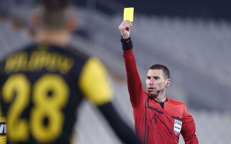 112-ото дерби между Локомотив Пловдив и Ботев Пловдив в елита