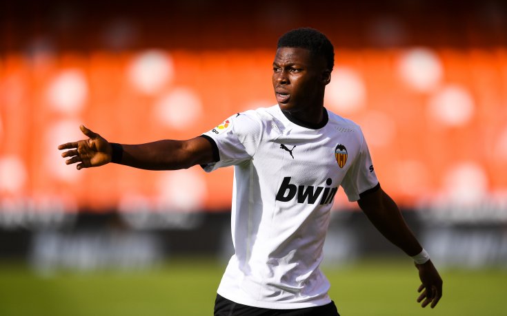 Валенсия секна мераците на Арсенал за талант