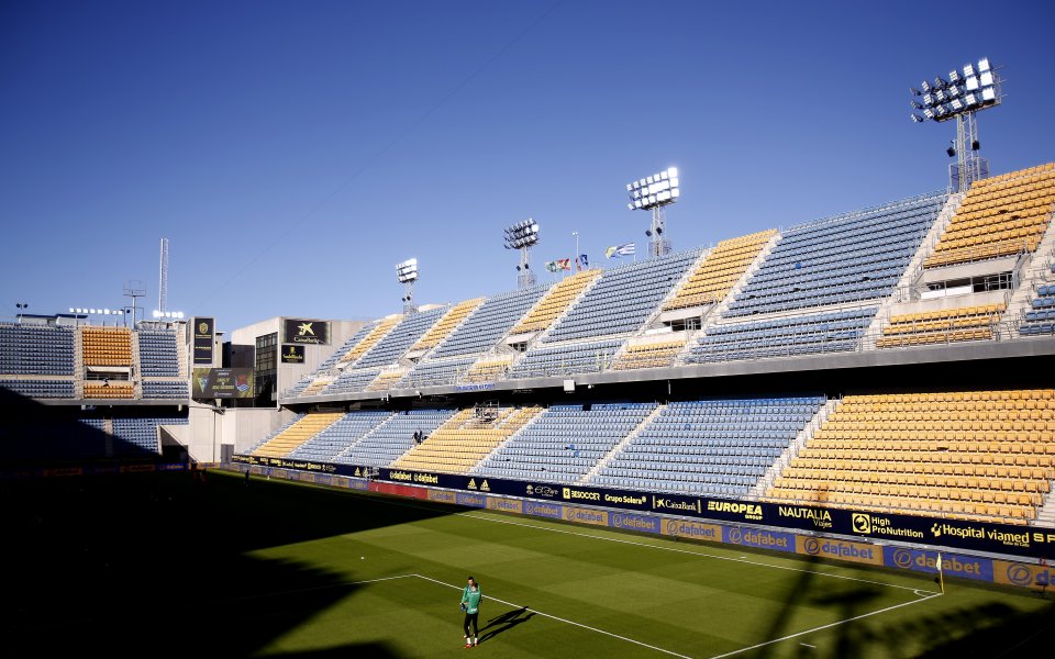 Кадис приема Барселона в последния съботен двубой от 12-ия кръг