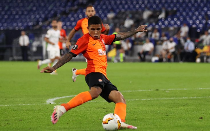 Ювентус си хареса защитник на Шахтьор