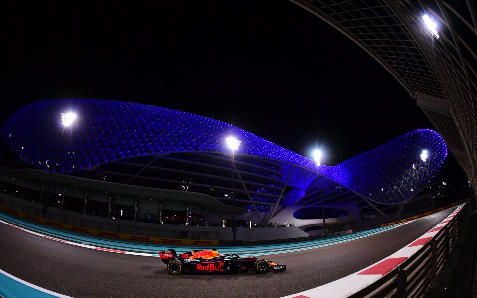 Макс Верстапен не очаква да се бори за победата в