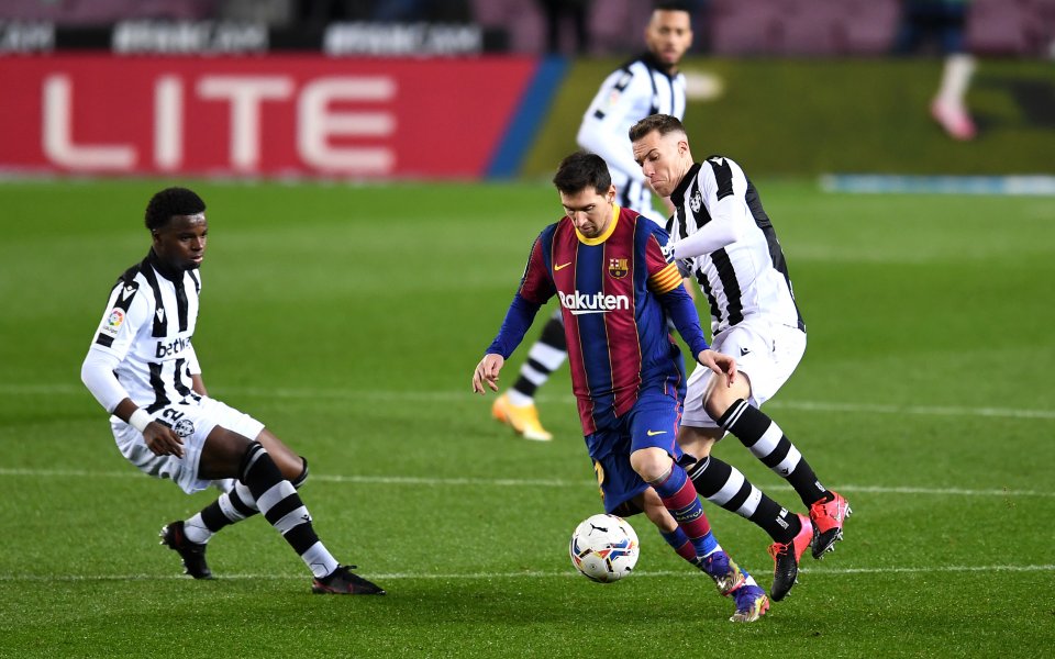 Не е новина, че Барселона е в деликатен момент на