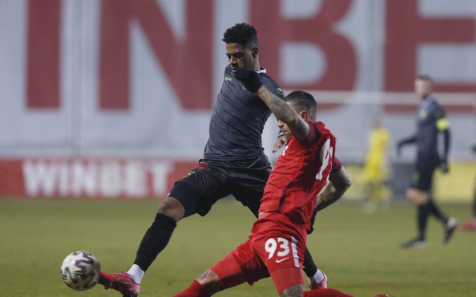 Берое посреща Царско село в мач от междинния 25-и кръг