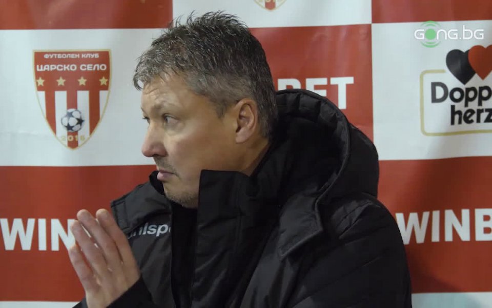 Пенев: Абсурдно е съдиите да са център на внимание .native-ad-suggested-news