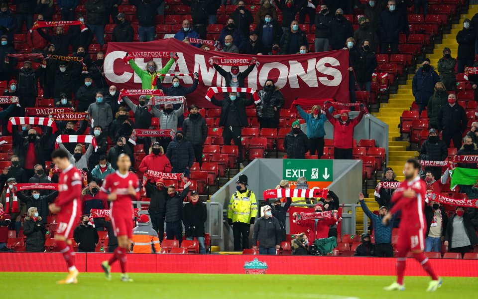 Отборите на Ливърпул и Тотнъм играят при резултат 0:0 в