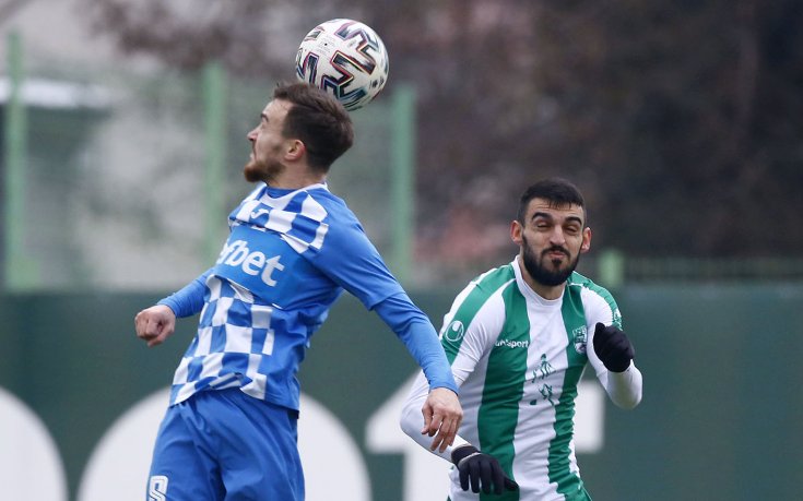 Берое ще търси нови бекове