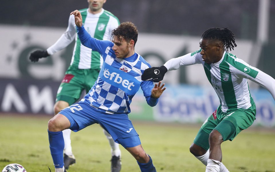 Във втората си контрола от зимния лагер в турския курорт