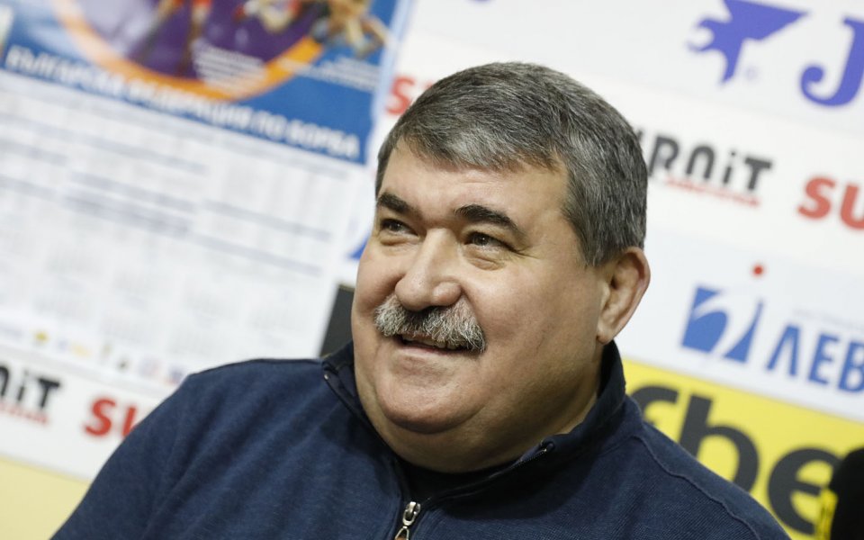 На добър жребий се надява селекционерът на българският национален отбор