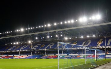 Отборите на Евертън и Манчестър Юнайтед излизат един срещу друг