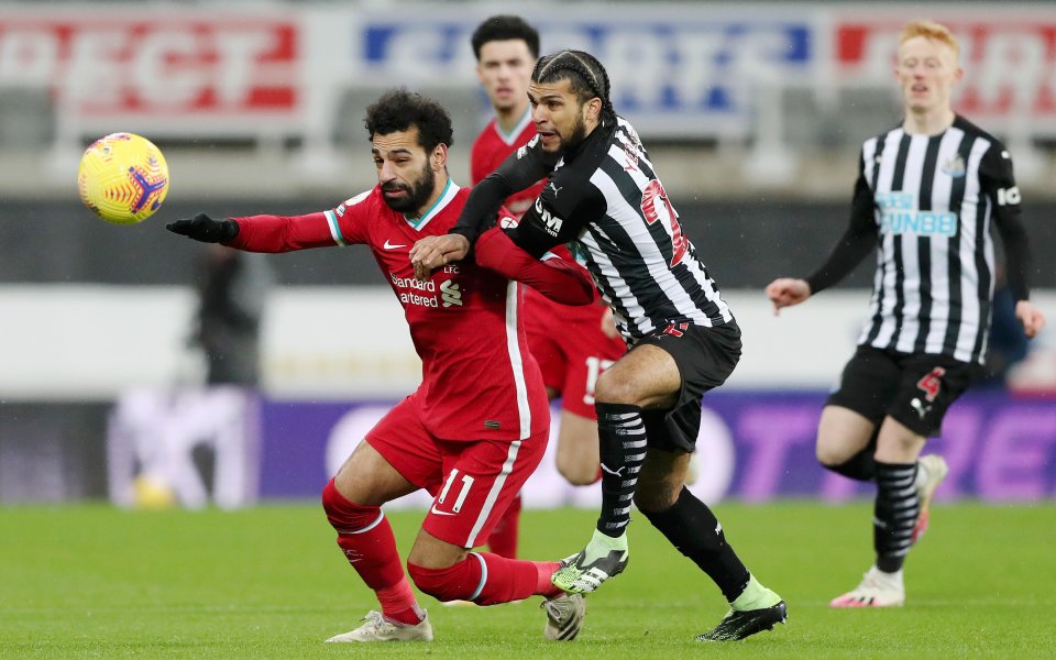 Нюкасъл и Ливърпул играят при резултат 0:0 в единствения днешен