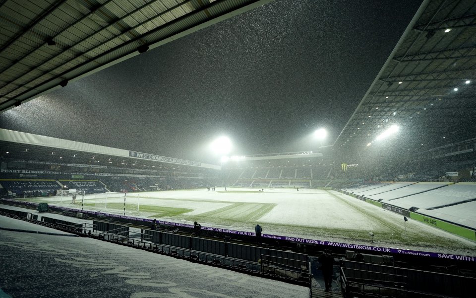 Отборите на Уест Бромич Албиън и Арсенал се изправят един