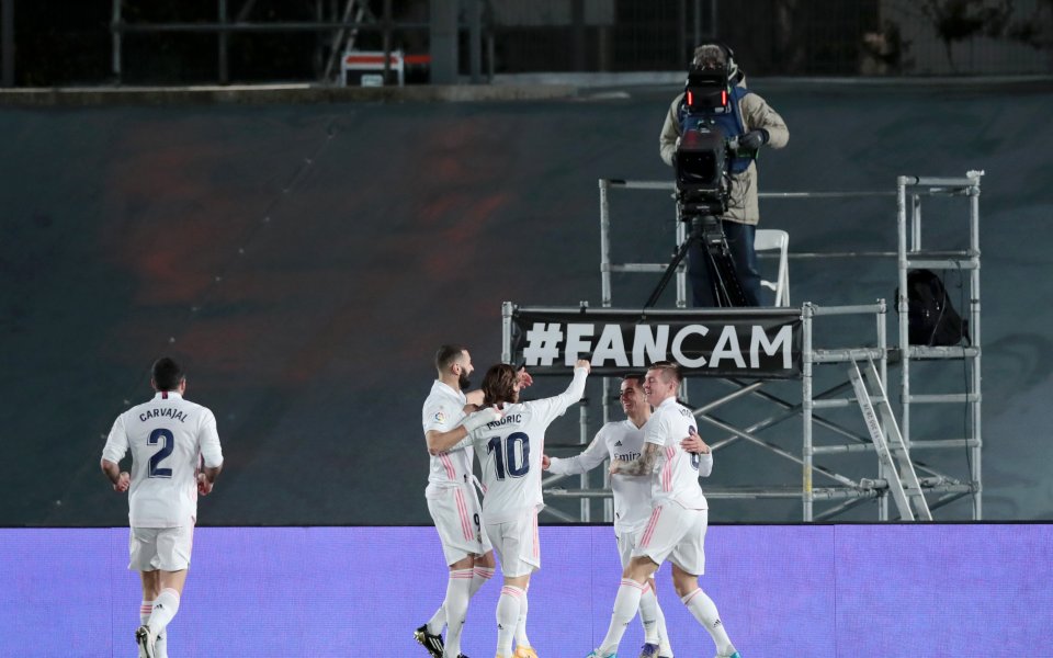 В 22:00 часа тимовете на Осасуна и Реал Мадрид се