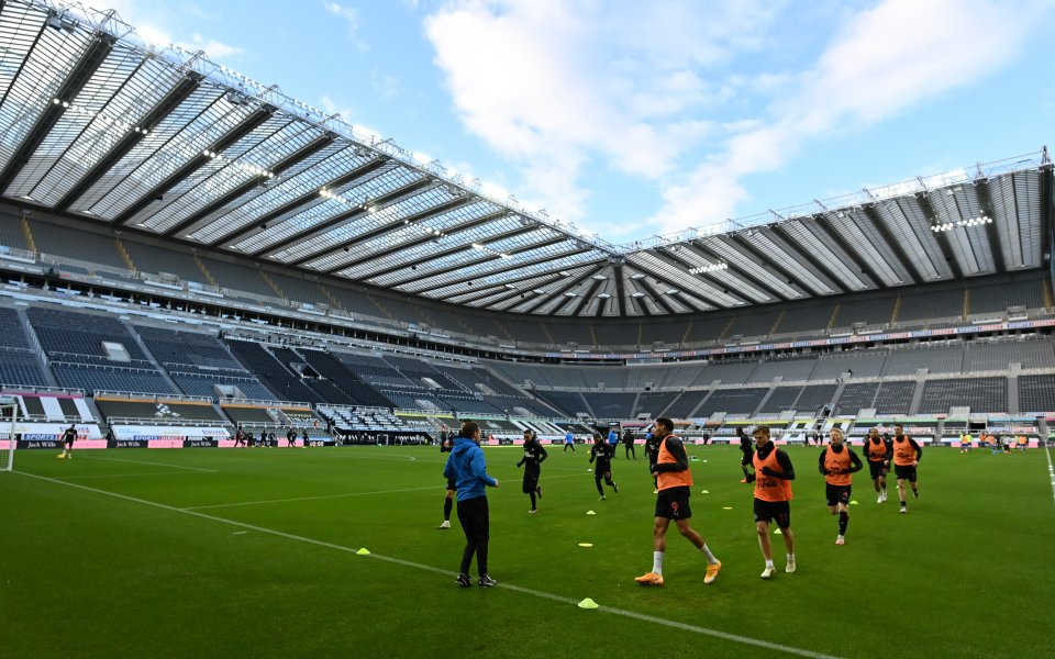 Нюкасъл - Лестър