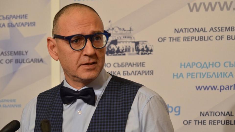 Днес своя юбилей празнува Любен Дилов-син. Роден на 19 ноември