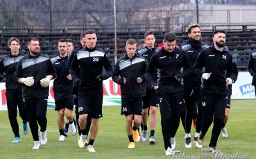 Локомотив Пловдив днес започна предсезонната си подготовка Наставникът Александър Тунчев