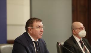 Здравните власти: Отчитаме положителен ефект от мерките в страната