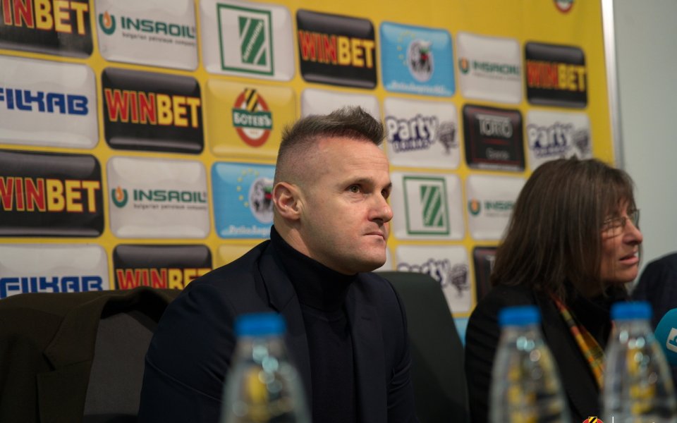 Ботев Пловдив иска да се подсили с шведския ляв защитник