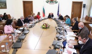 Създават електронен регистър на желаещите да се ваксинират