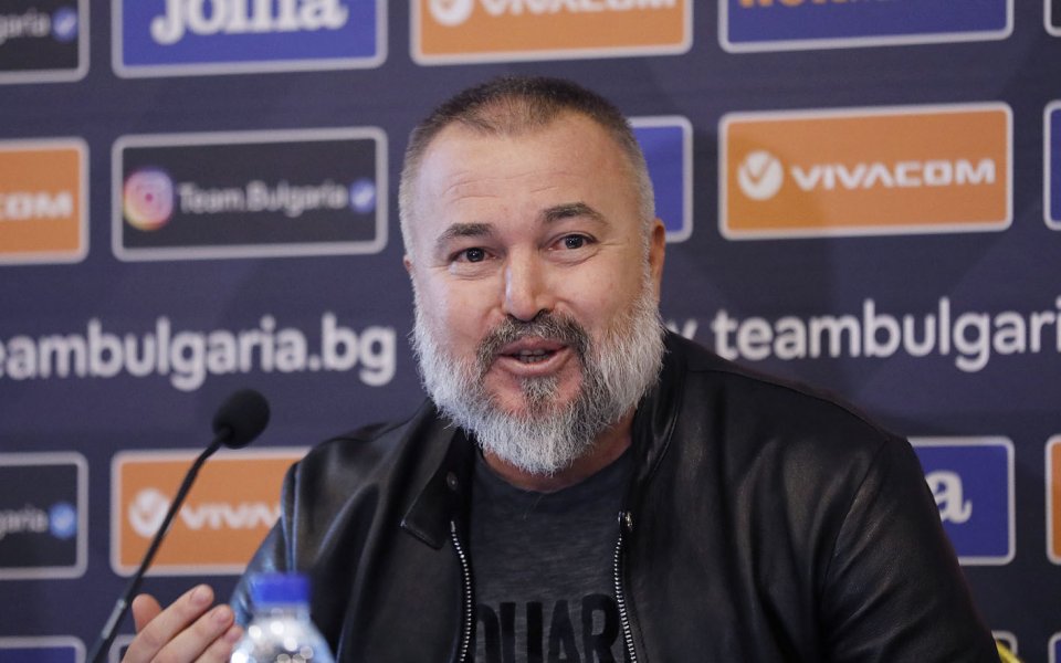 Селекционерът на националния ни отбор - Ясен Петров, планира да