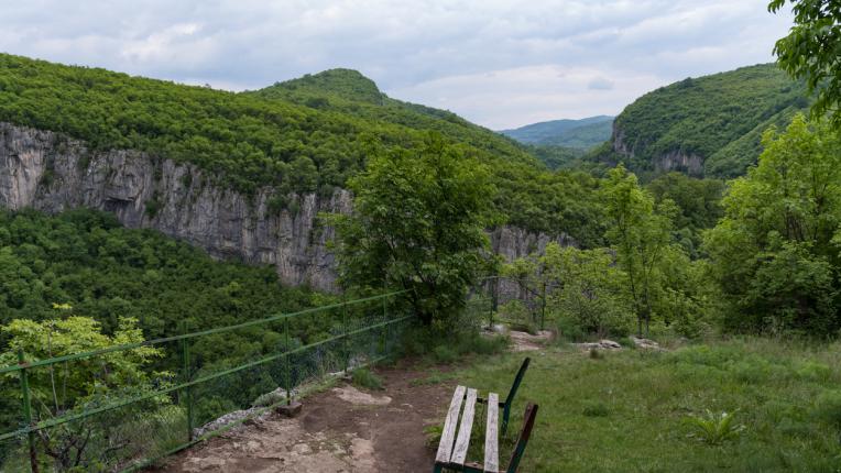 Шест места в България с тайнствени легенди за любовта