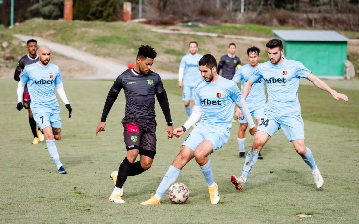 Локо Пловдив подписа договор с нов футболист