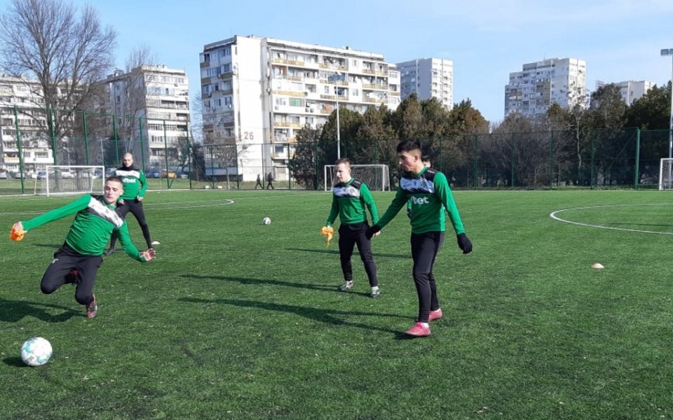 Отборът на Нефтохимик ще проведе едноседмичен лагер в София. Бургаските