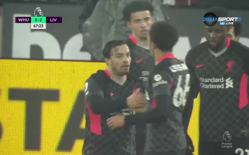 Ливърпул увеличи преднината си, Салах отново точен function showNative(obj) {