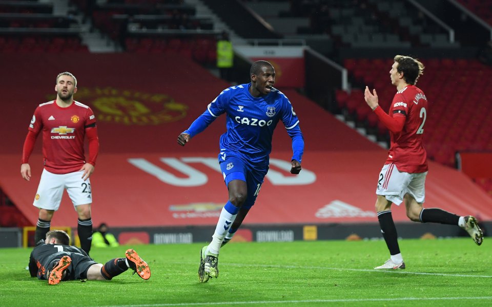 Отборите на Манчестър Юнайтед и Евертън играят при резултат 2:1