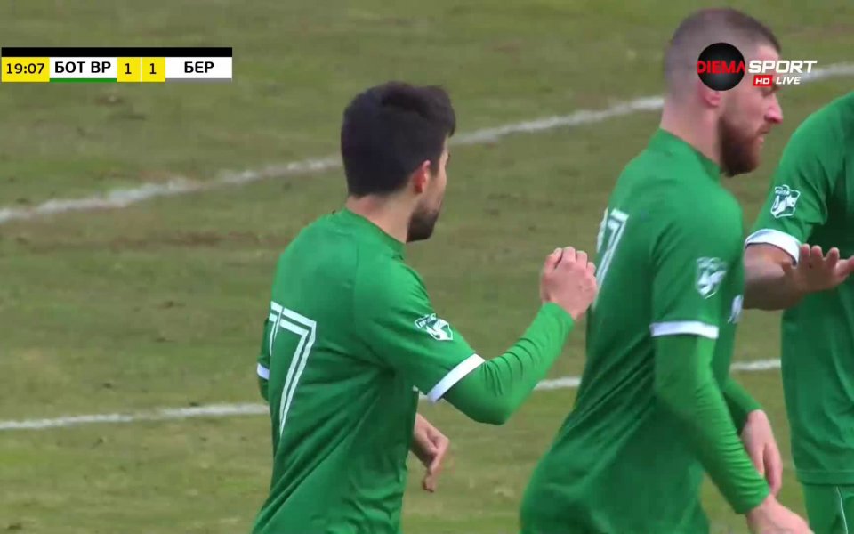 function showNative(obj) { setTimeout(function () { if ($(.suggested-news).length > 0)