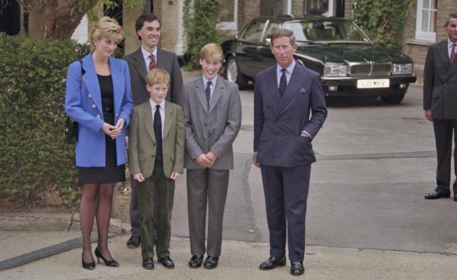  Принцеса Даяна със синовете си принц Хари, принц Уилям и брачна половинка си принц Чарлз 