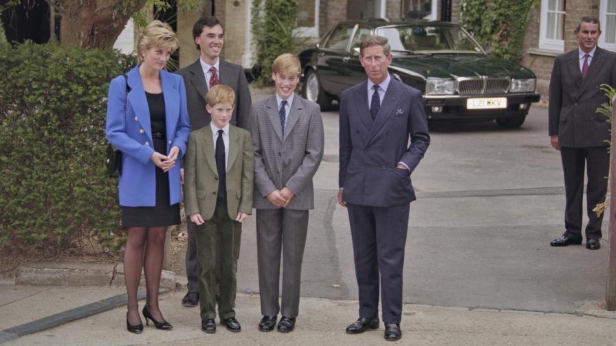 Принцеса Даяна със синовете си принц Хари, принц Уилям и съпруга си принц Чарлз
