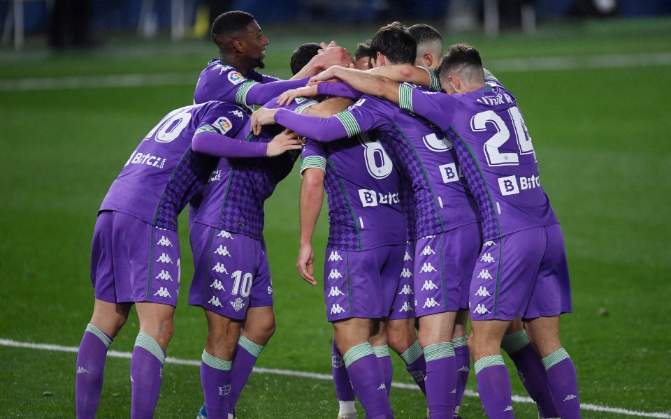 Бетис постигна важна победа с 2:1 при гостуването си на