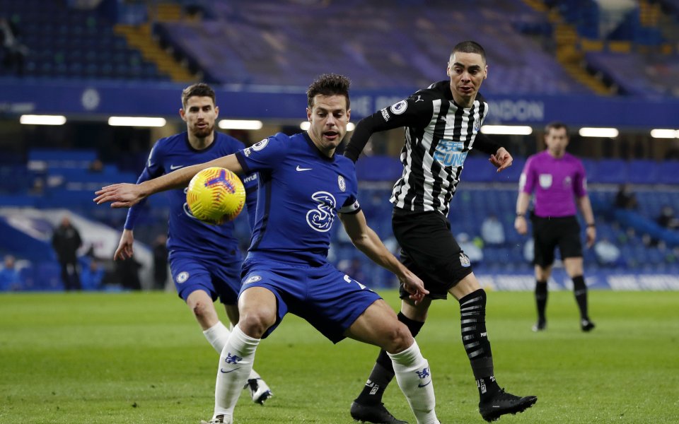 Отборите на Челси и Нюкасъл играят при резултат 0:0 в