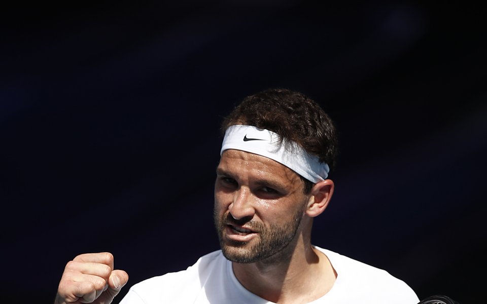 Григор Димитров и Аслан Кацарев играят при резултат 6-2, 4-6,