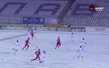 ЦСКА победи с минималното 1 0 Славия в мач от 17 ия