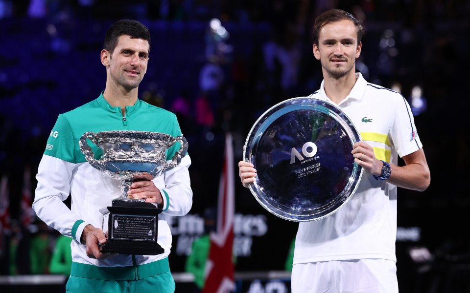 Мартон Фучович надигра Фабио Фонини с 6:1, 6:7, 7:6 за