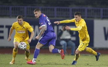 Защитникът на Левски Драган Михайлович може да остане в клуба