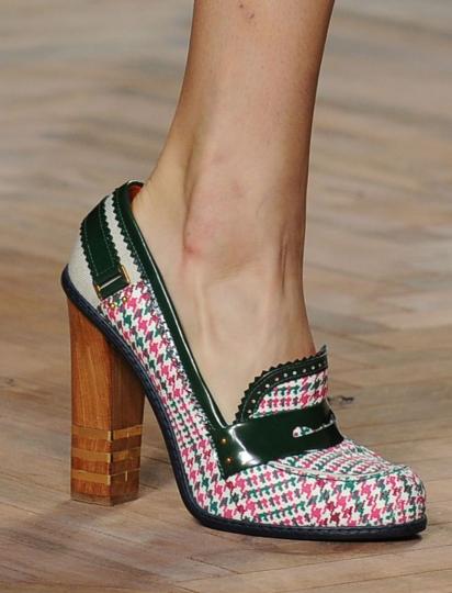 Тенденции пролет/лято 2012 - на морска вълна - снимка 41