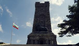 Паметникът на връх Шипка