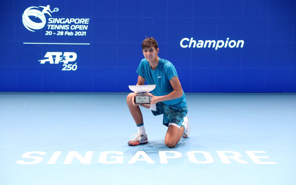 Алексей Попирин (Австралия) спечели титлата на турнира по тенис на