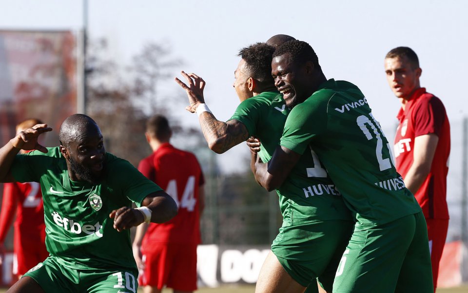 Лудогорец победи Царско село с 2:1 като гост в мач