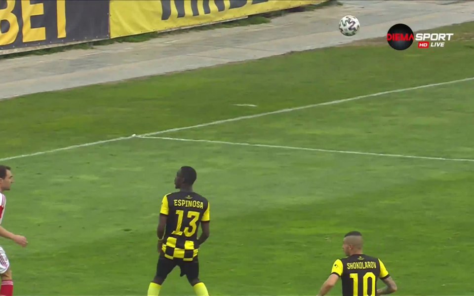 Нелеп автогол на Аргилашки срещу ЦСКА 1948