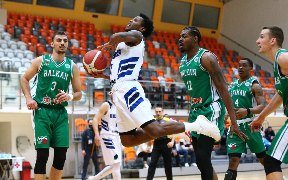 Отборът на Рилски спортист е първият финалист в турнира за