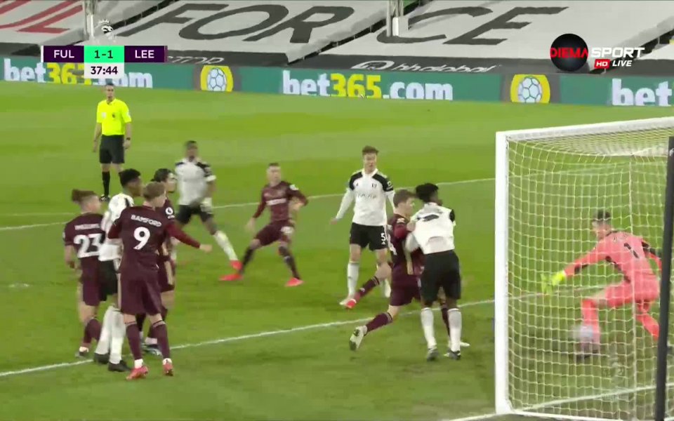 Отборът на Фулъм изравни на Лийдс в двубоя между двата
