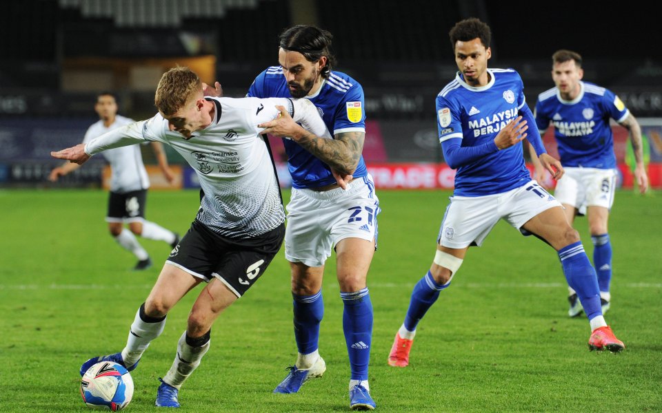 Отборът на Кардиф излъга уелския си съперник Кардиф в дербито