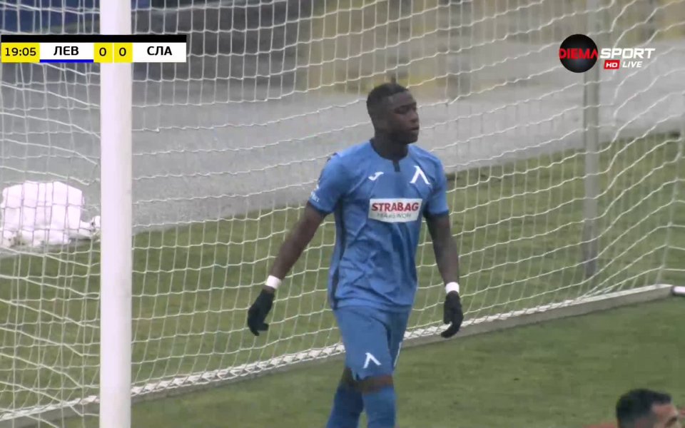 Левски - Славия 0:0 /първо полувреме/