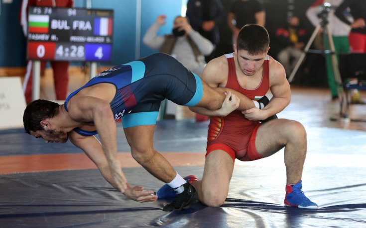 Две титли, 7 сребърни и 6 бронзови медала за борците ни на турнира 