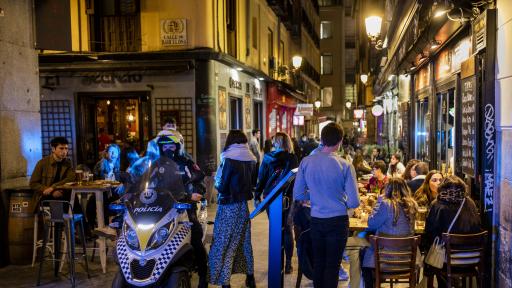  И </div>

</article>
<style>
.youtube{
  width:100%;height:500px;
}
@media only screen and (max-width: 600px) {
.youtube {
    height:250px;
  }
}
</style>
<div style=