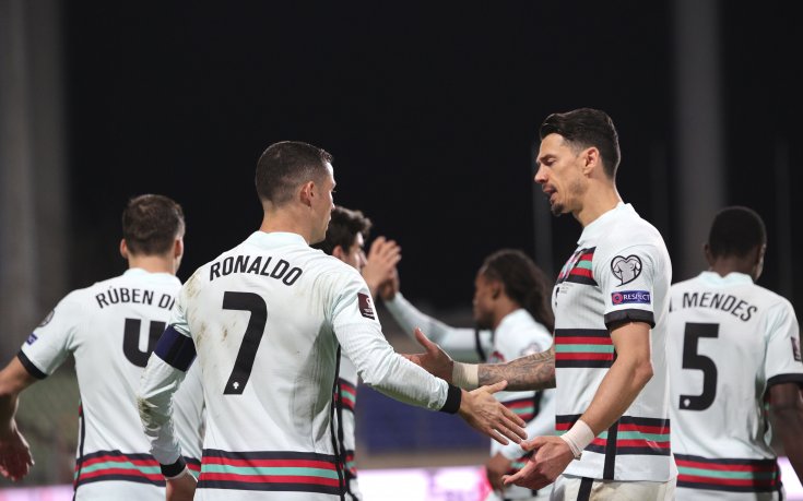 Португалия обърна Люксембург и оглави група А